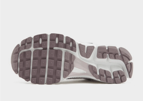Nike Zoom Vomero 5 - Imagen 2