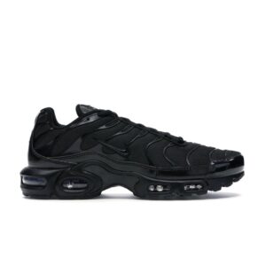 NIKE AIR MAX PLUS TRIPLE BLACK